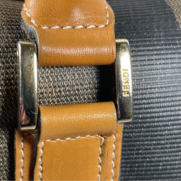 Fendi purse - Picture 3 of 8